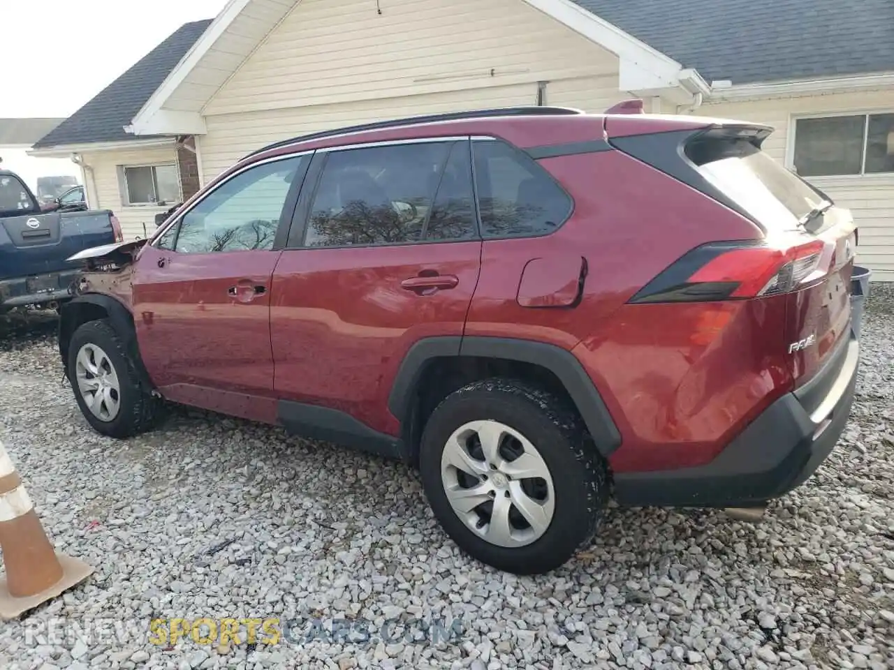 2 Photograph of a damaged car 2T3F1RFV8KW011888 TOYOTA RAV4 2019
