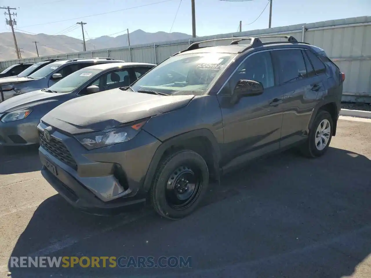 1 Photograph of a damaged car 2T3F1RFV9KW020695 TOYOTA RAV4 2019