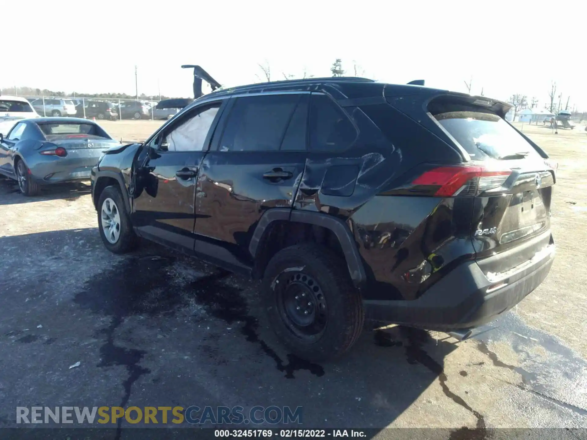 3 Photograph of a damaged car 2T3F1RFVXKC032016 TOYOTA RAV4 2019