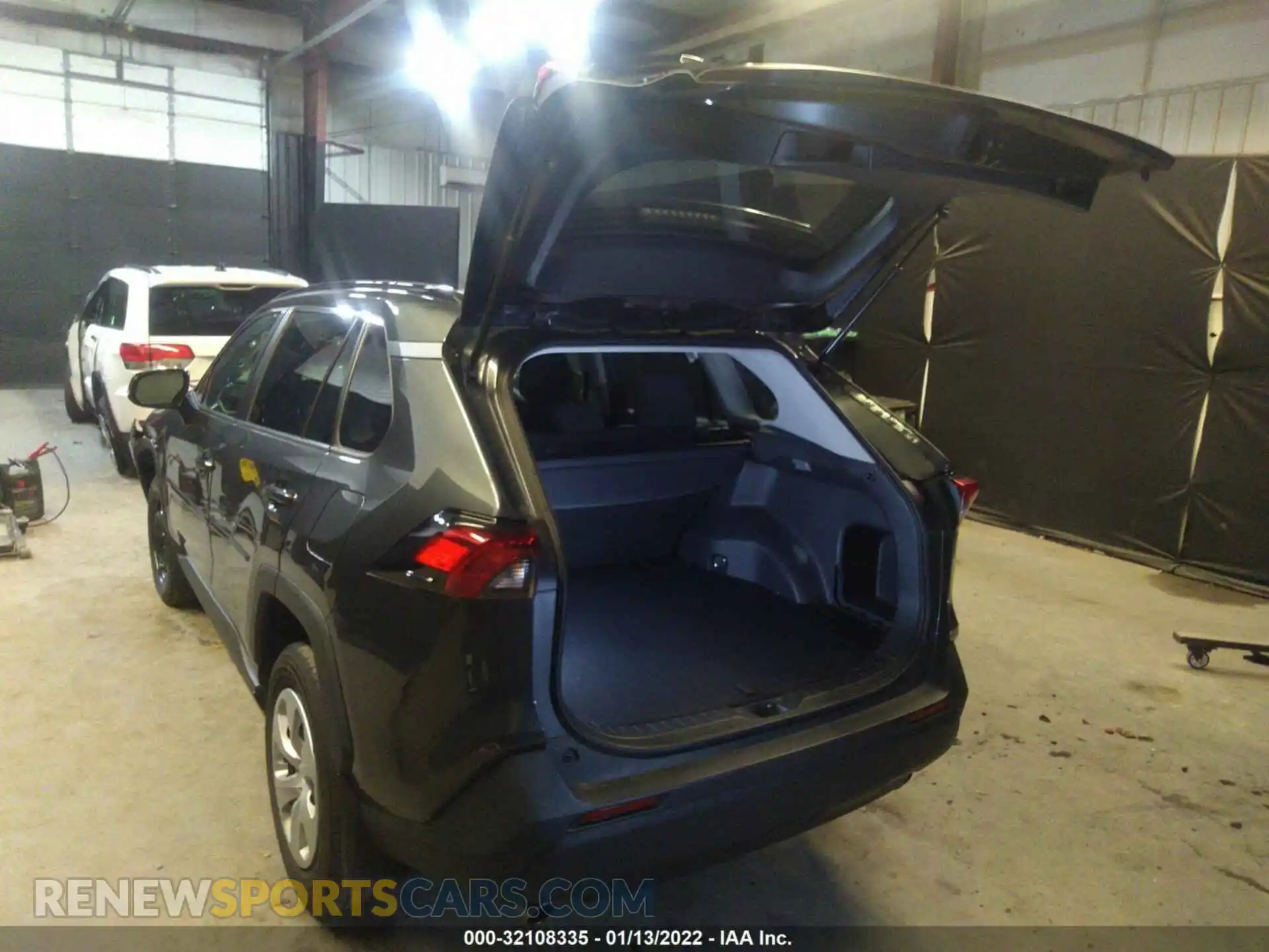 3 Photograph of a damaged car 2T3G1RFV0KC033504 TOYOTA RAV4 2019