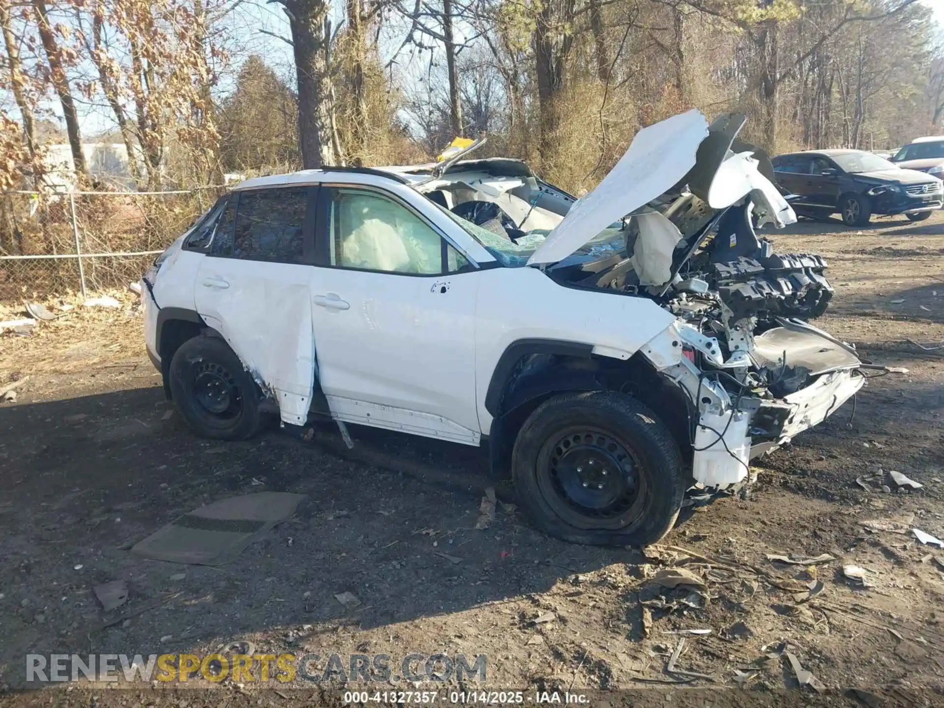 1 Photograph of a damaged car 2T3G1RFV0KC050707 TOYOTA RAV4 2019