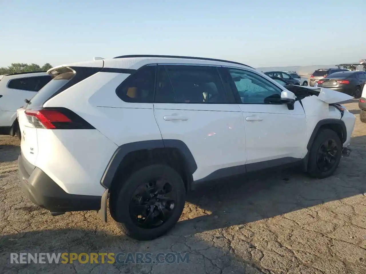 3 Photograph of a damaged car 2T3G1RFV1KC010751 TOYOTA RAV4 2019