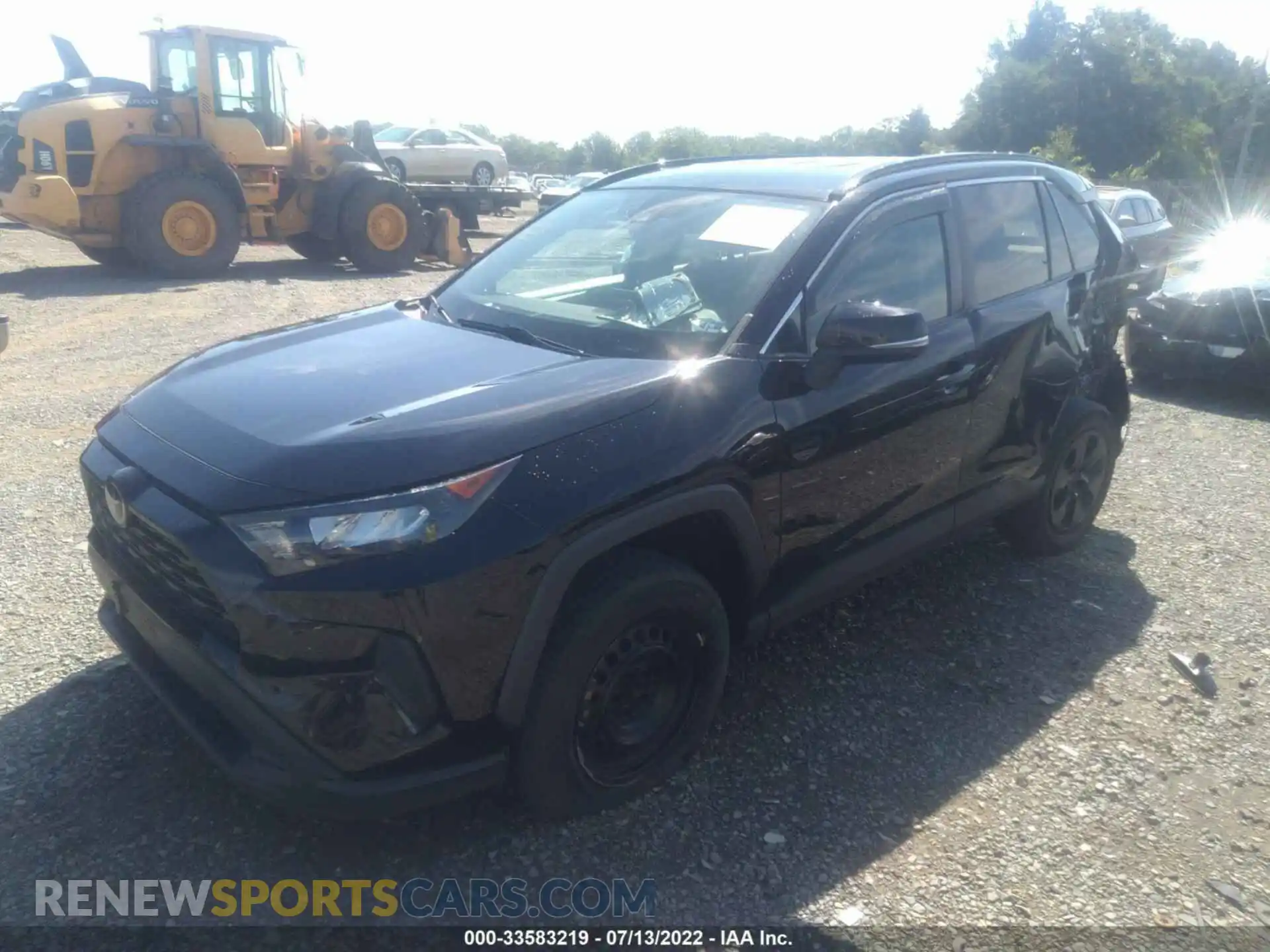2 Photograph of a damaged car 2T3G1RFV2KW024298 TOYOTA RAV4 2019