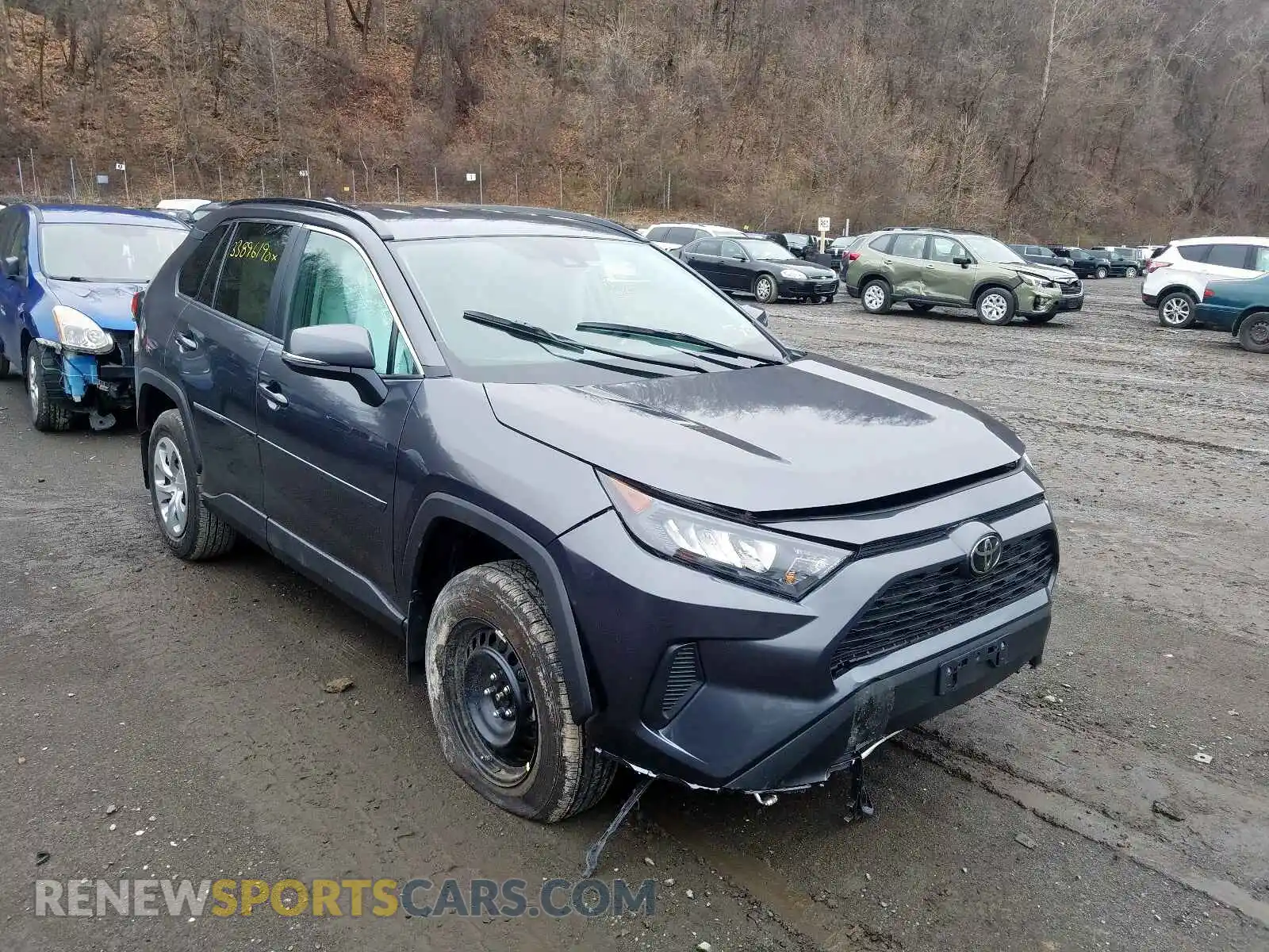 1 Photograph of a damaged car 2T3G1RFV3KC044108 TOYOTA RAV4 2019