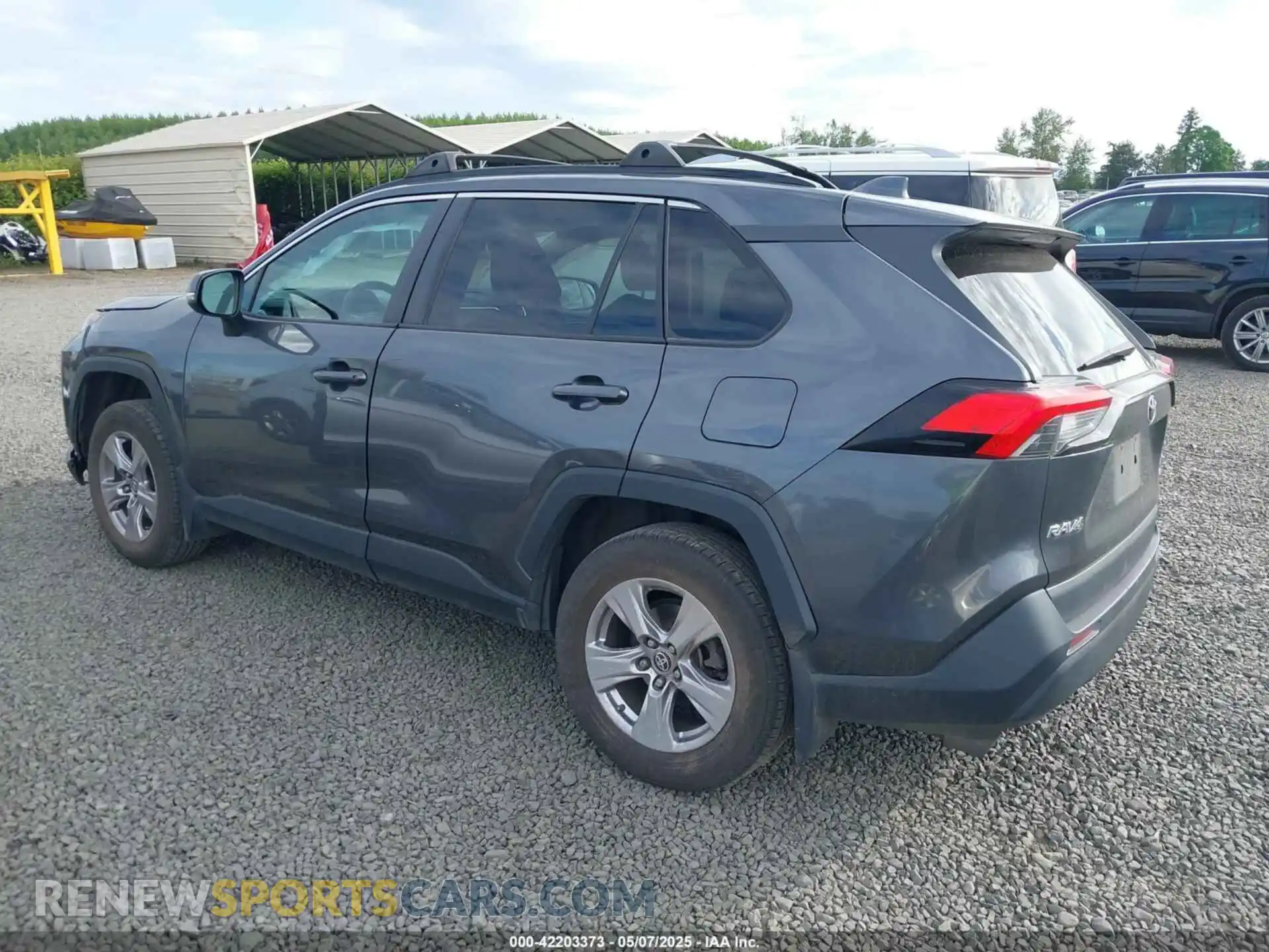 3 Photograph of a damaged car 2T3G1RFV4KC055151 TOYOTA RAV4 2019