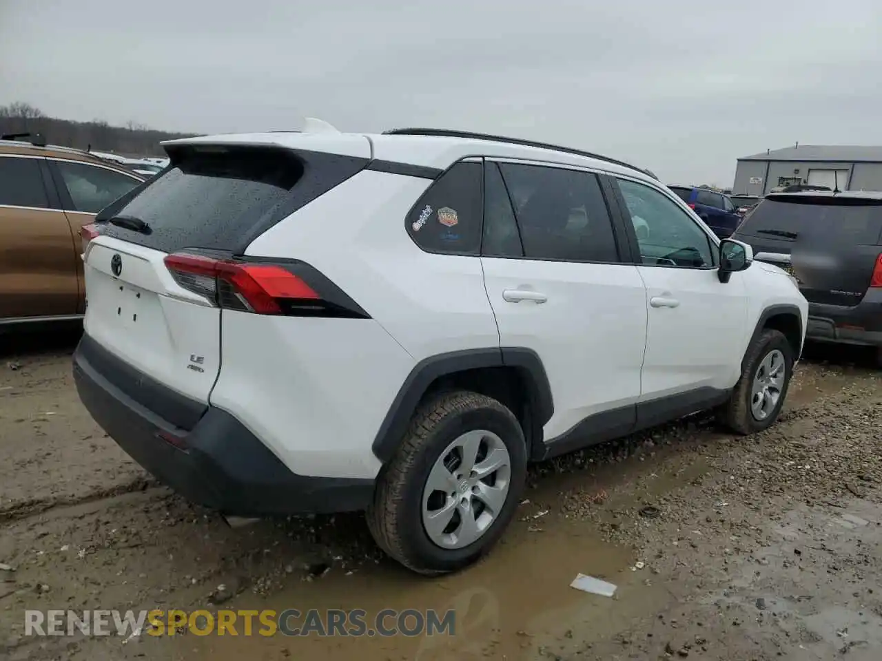 3 Photograph of a damaged car 2T3G1RFV5KC010879 TOYOTA RAV4 2019