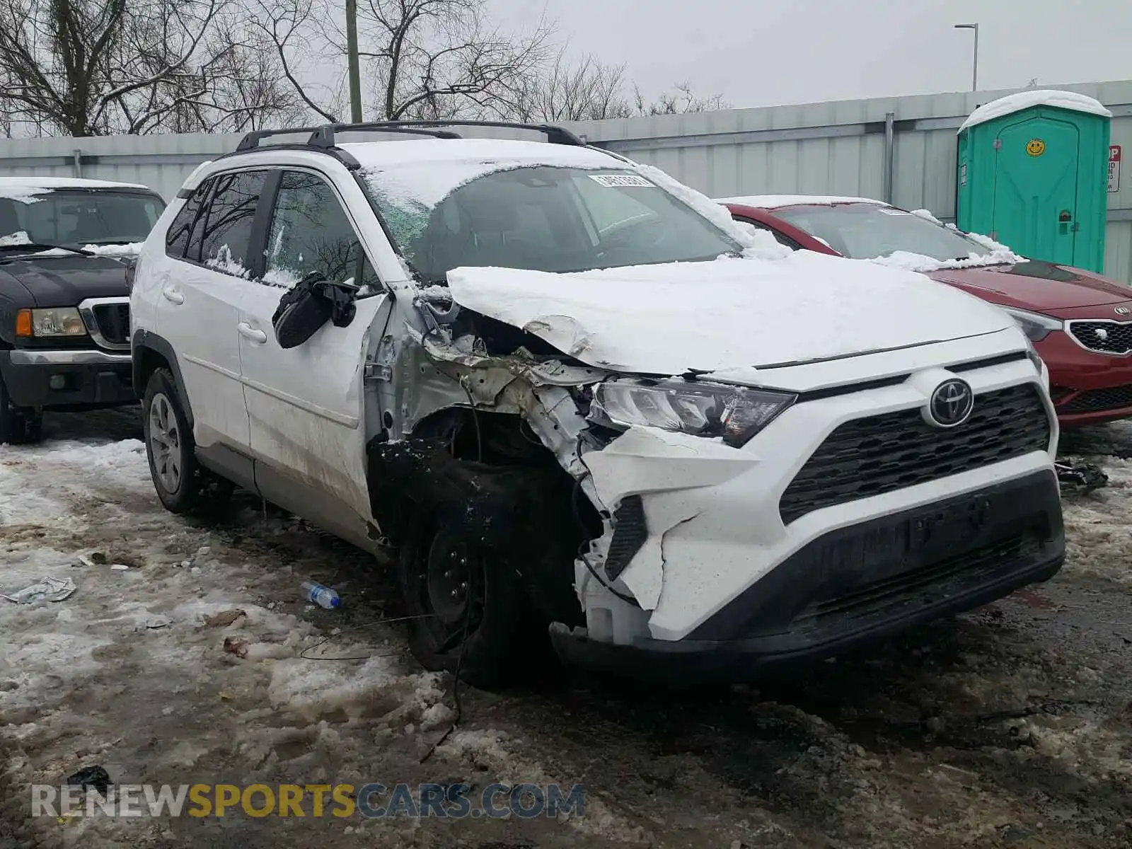 1 Фотография поврежденного автомобиля 2T3G1RFV7KC010219 TOYOTA RAV4 2019