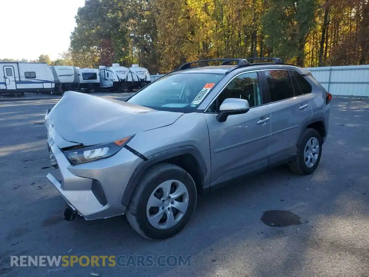 1 Photograph of a damaged car 2T3G1RFV7KC055046 TOYOTA RAV4 2019