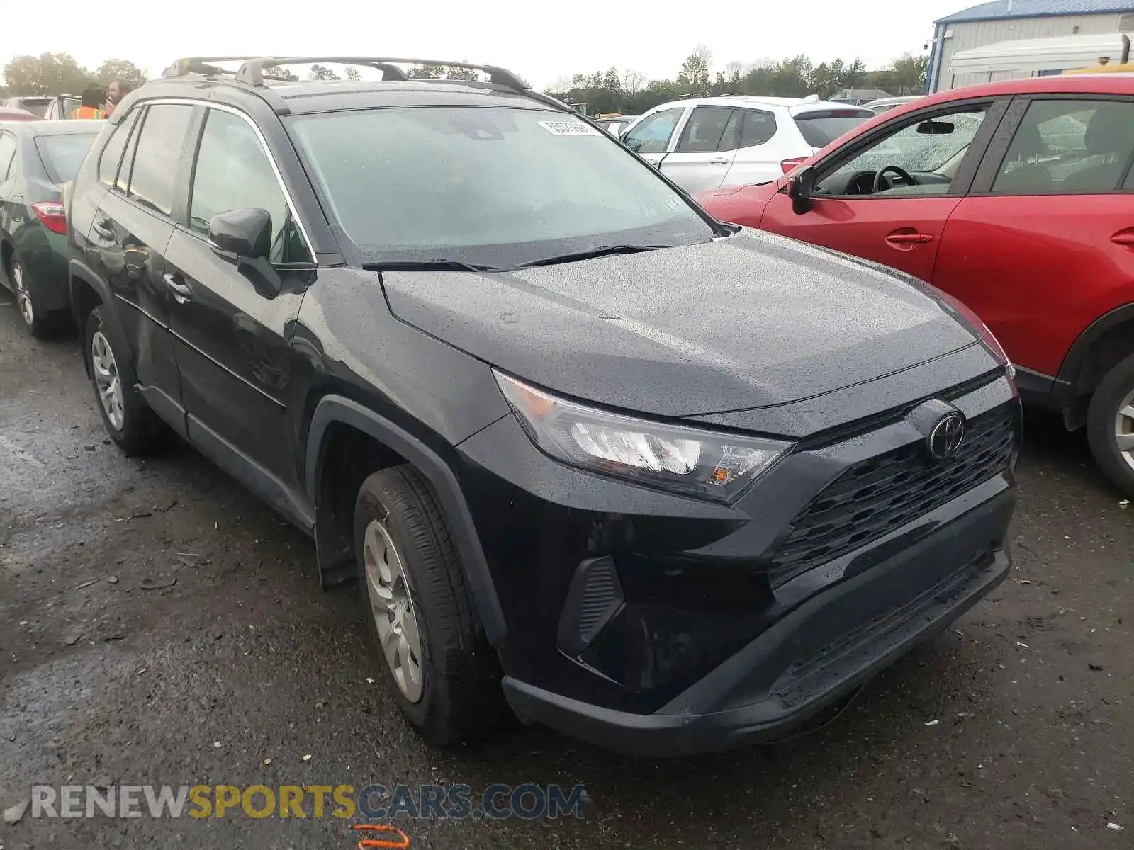 1 Photograph of a damaged car 2T3G1RFV8KW034754 TOYOTA RAV4 2019