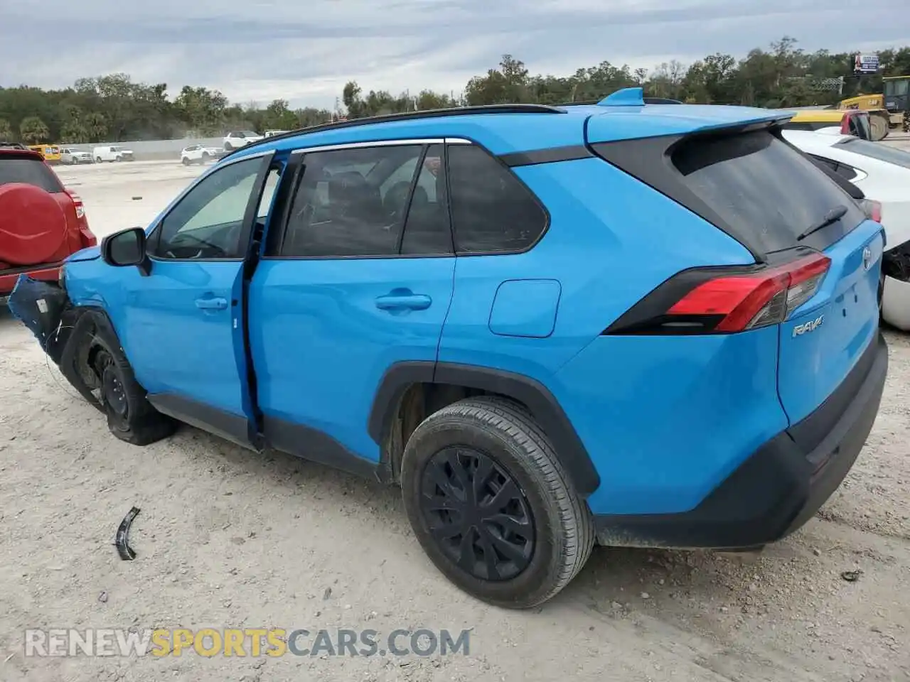 2 Photograph of a damaged car 2T3H1RFV0KW013059 TOYOTA RAV4 2019