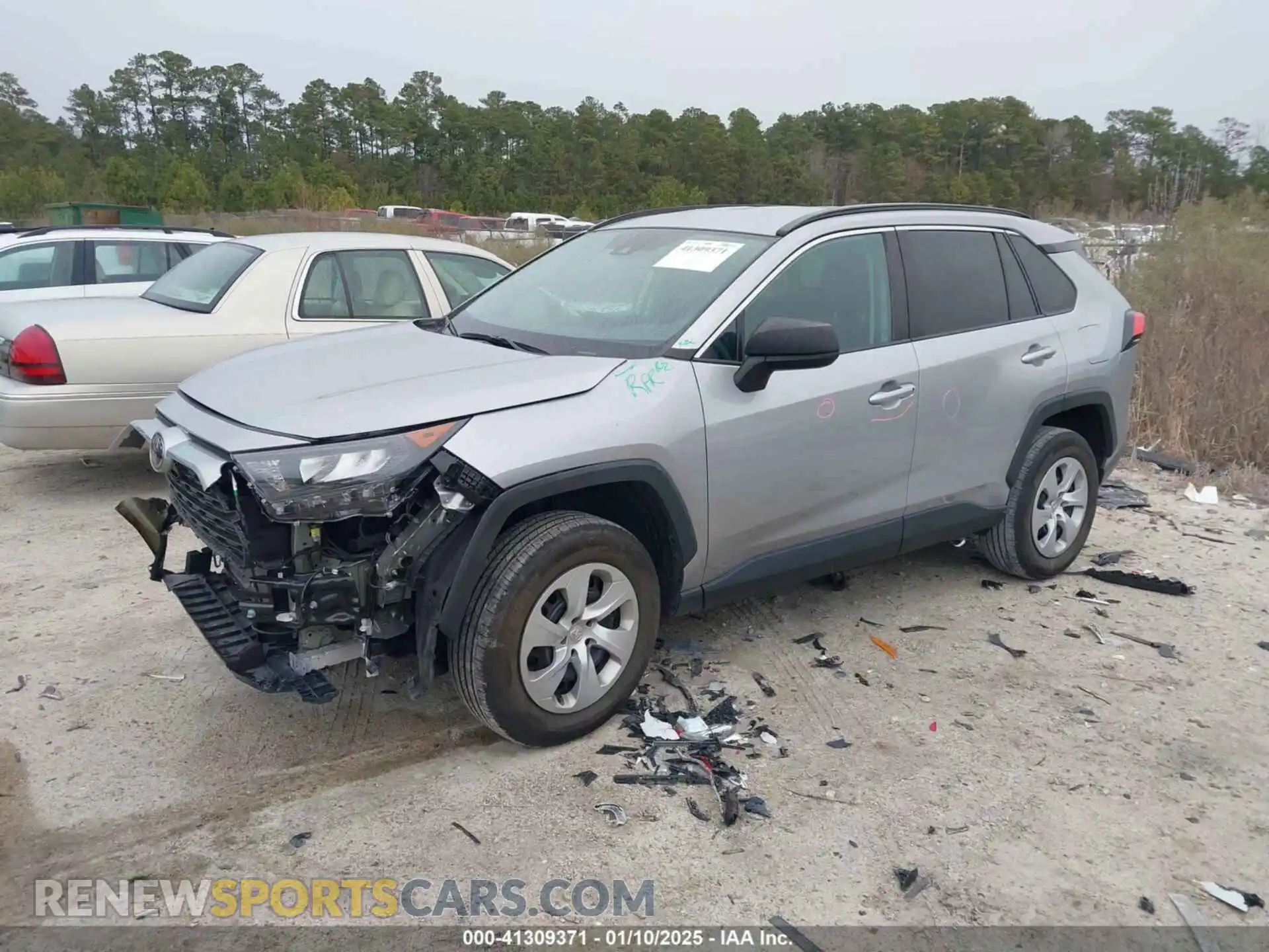 2 Photograph of a damaged car 2T3H1RFV0KW045641 TOYOTA RAV4 2019