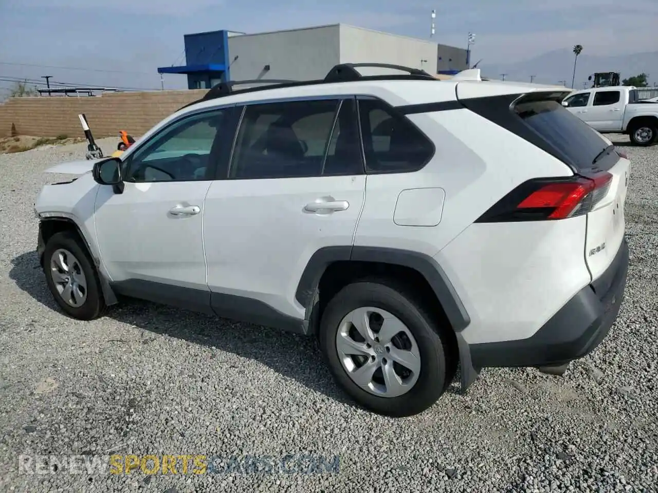 2 Photograph of a damaged car 2T3H1RFV2KC009757 TOYOTA RAV4 2019