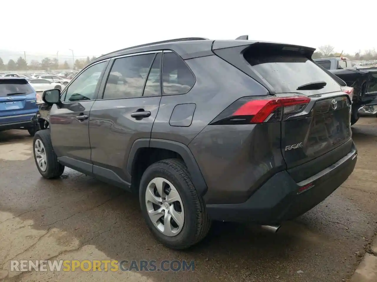 2 Photograph of a damaged car 2T3H1RFV2KW009143 TOYOTA RAV4 2019