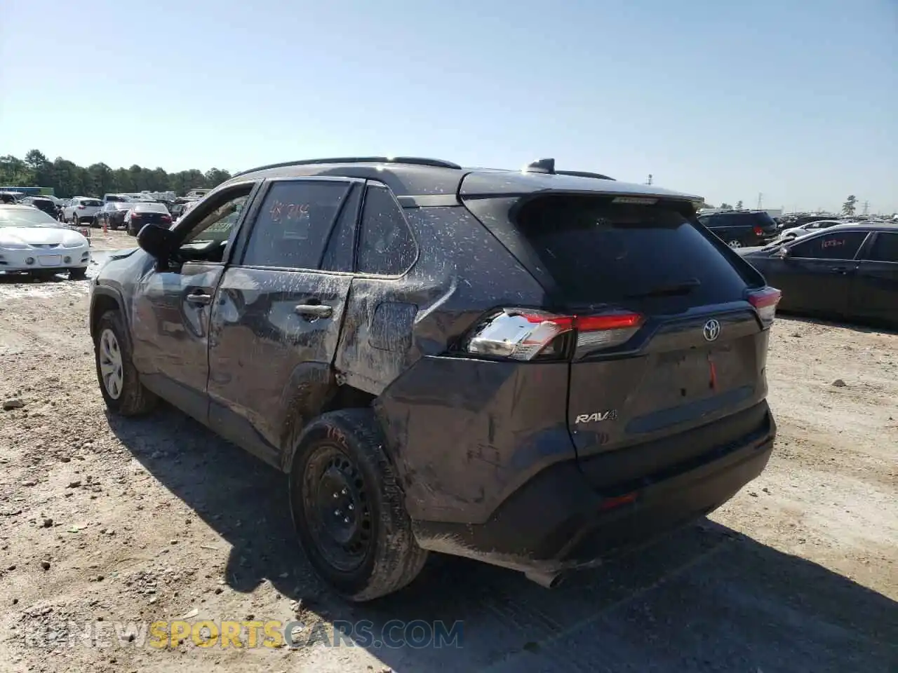 3 Photograph of a damaged car 2T3H1RFV2KW042255 TOYOTA RAV4 2019