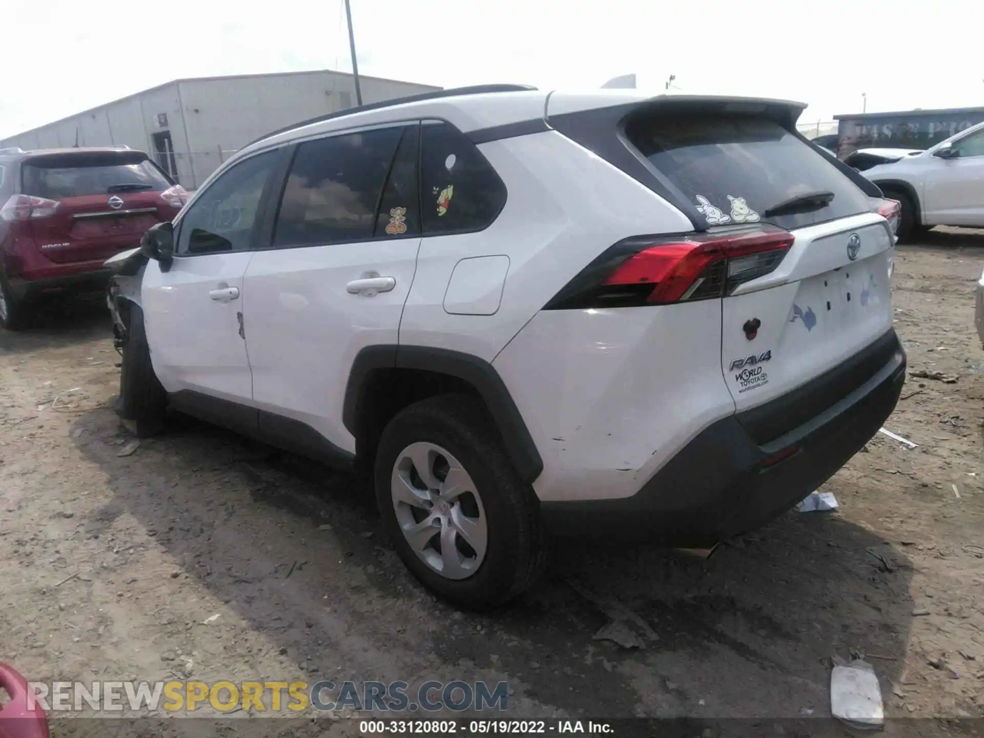 3 Photograph of a damaged car 2T3H1RFV2KW045057 TOYOTA RAV4 2019
