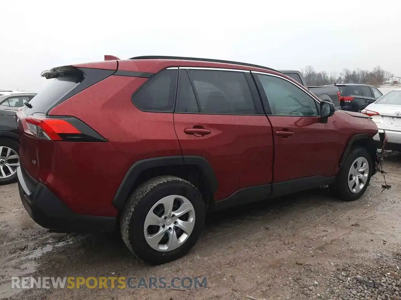 3 Photograph of a damaged car 2T3H1RFV3KW051823 TOYOTA RAV4 2019