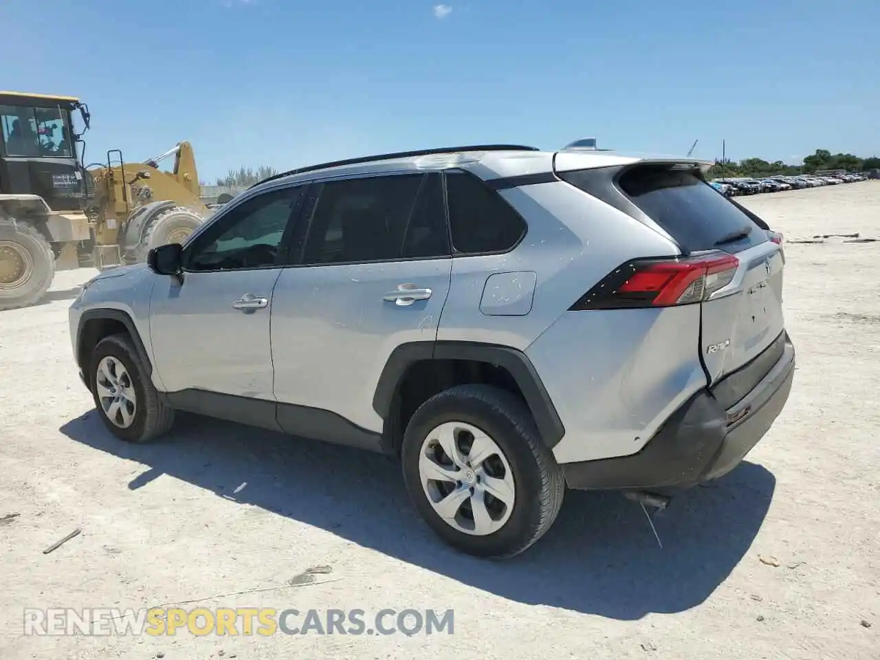 2 Photograph of a damaged car 2T3H1RFV4KW037087 TOYOTA RAV4 2019