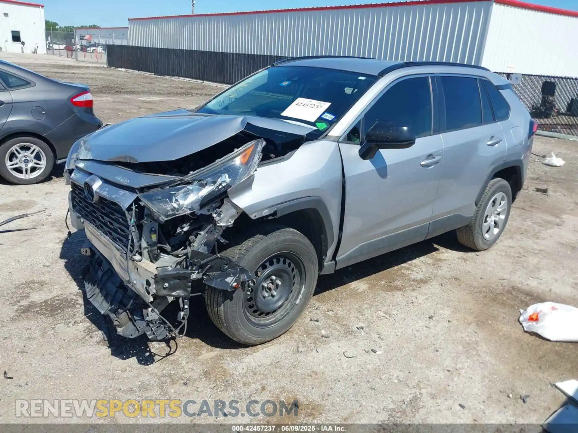 2 Photograph of a damaged car 2T3H1RFV5KC003323 TOYOTA RAV4 2019