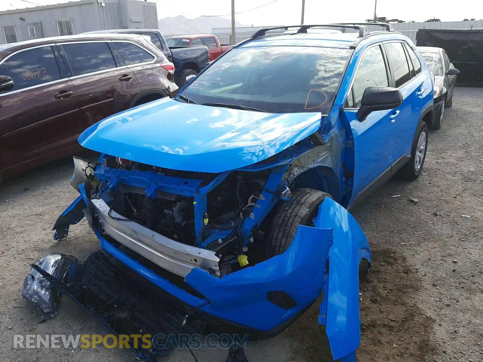 2 Photograph of a damaged car 2T3H1RFV5KC021580 TOYOTA RAV4 2019