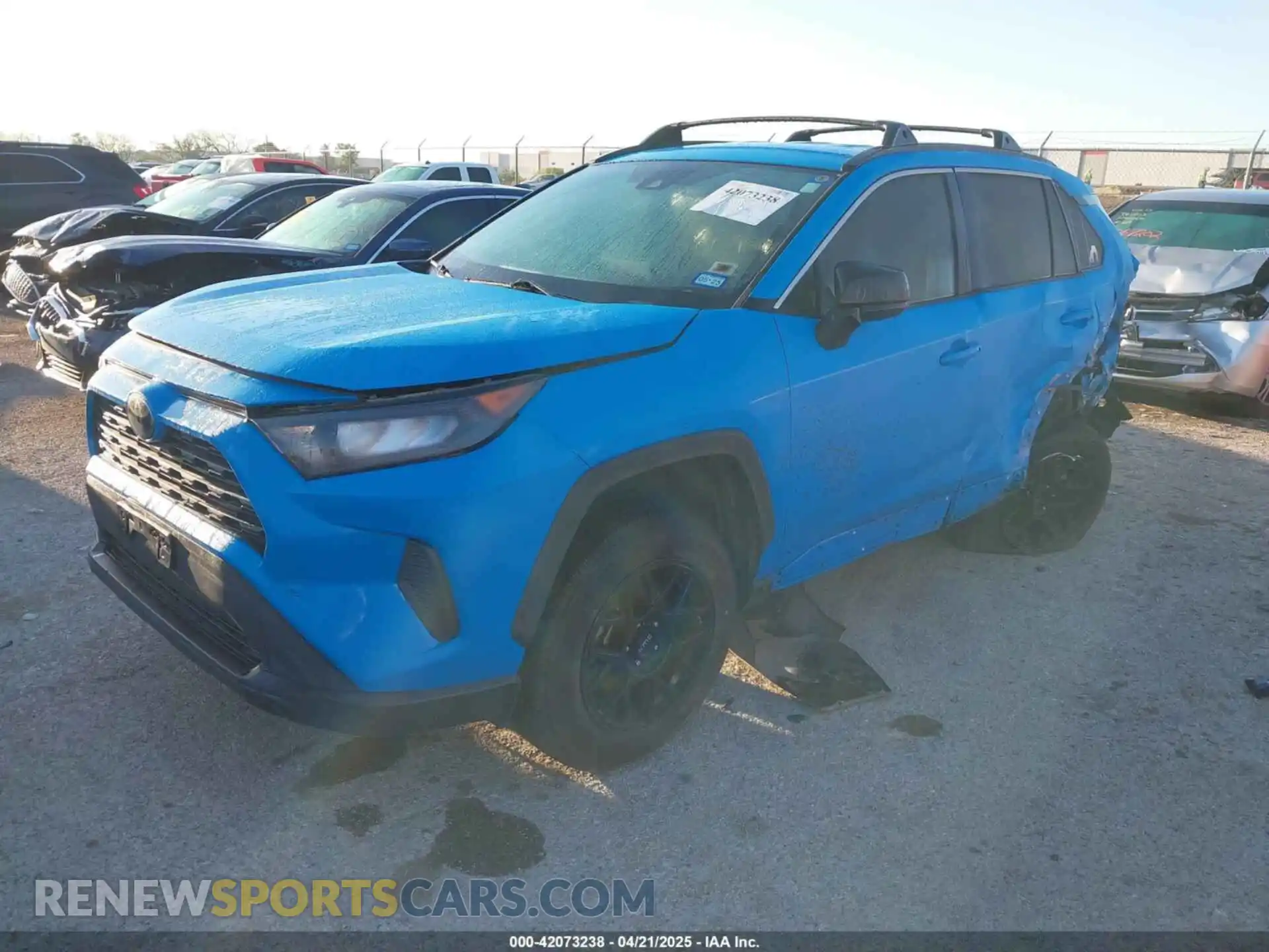 2 Photograph of a damaged car 2T3H1RFV5KW034652 TOYOTA RAV4 2019