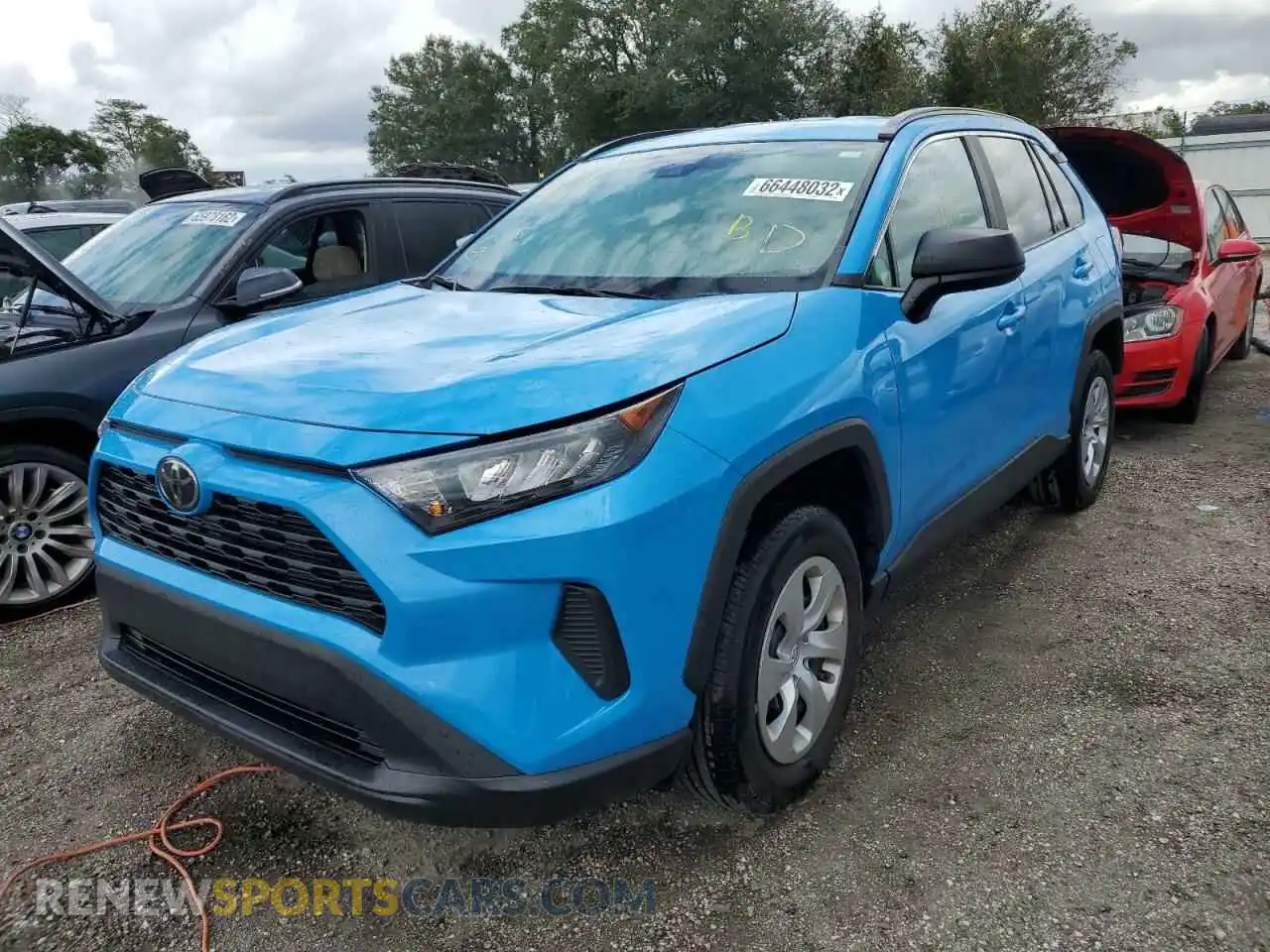 2 Photograph of a damaged car 2T3H1RFV5KW045005 TOYOTA RAV4 2019