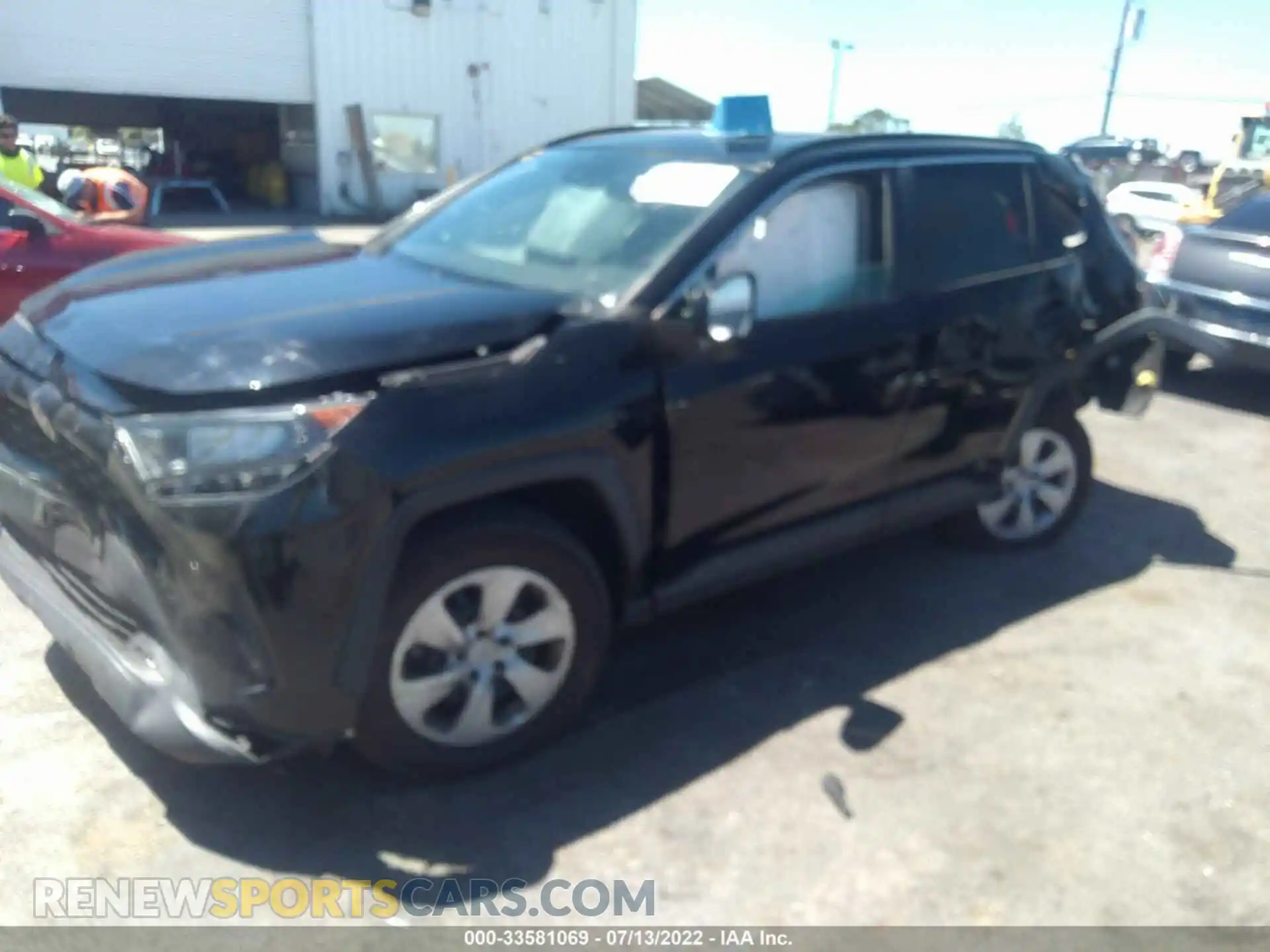 2 Photograph of a damaged car 2T3H1RFV5KW047823 TOYOTA RAV4 2019