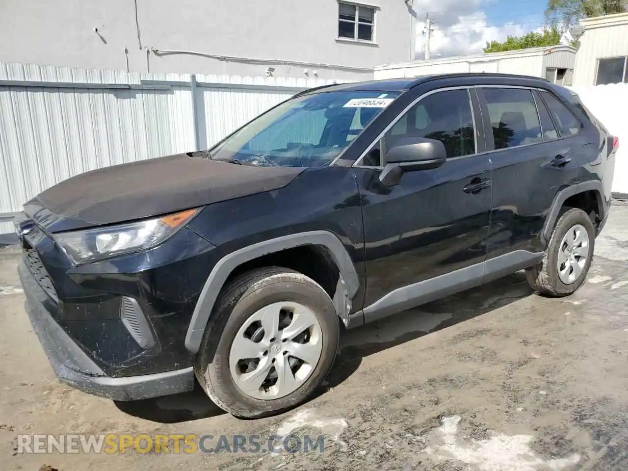 1 Photograph of a damaged car 2T3H1RFV6KC018512 TOYOTA RAV4 2019