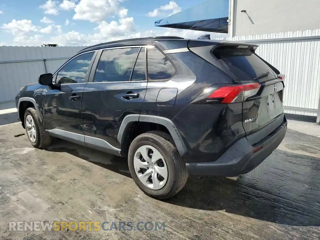 2 Photograph of a damaged car 2T3H1RFV6KC018512 TOYOTA RAV4 2019
