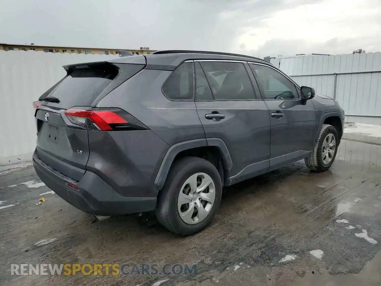 3 Photograph of a damaged car 2T3H1RFV6KW035955 TOYOTA RAV4 2019