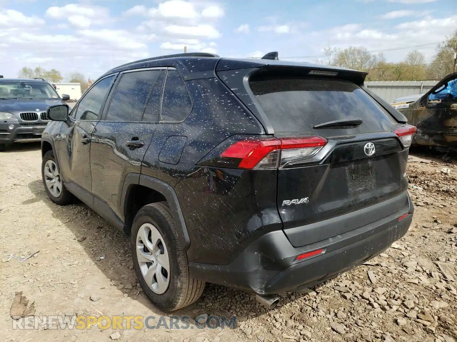 3 Photograph of a damaged car 2T3H1RFV7KW021384 TOYOTA RAV4 2019
