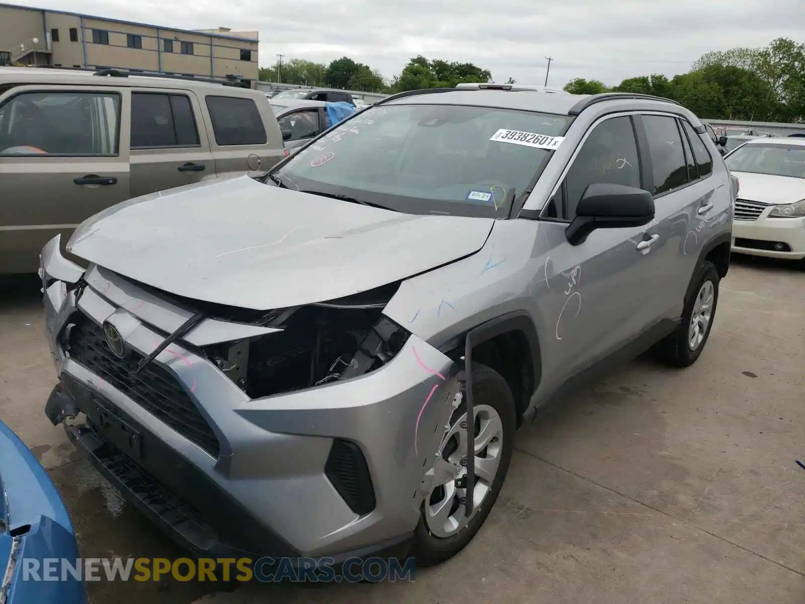 2 Photograph of a damaged car 2T3H1RFV7KW045104 TOYOTA RAV4 2019