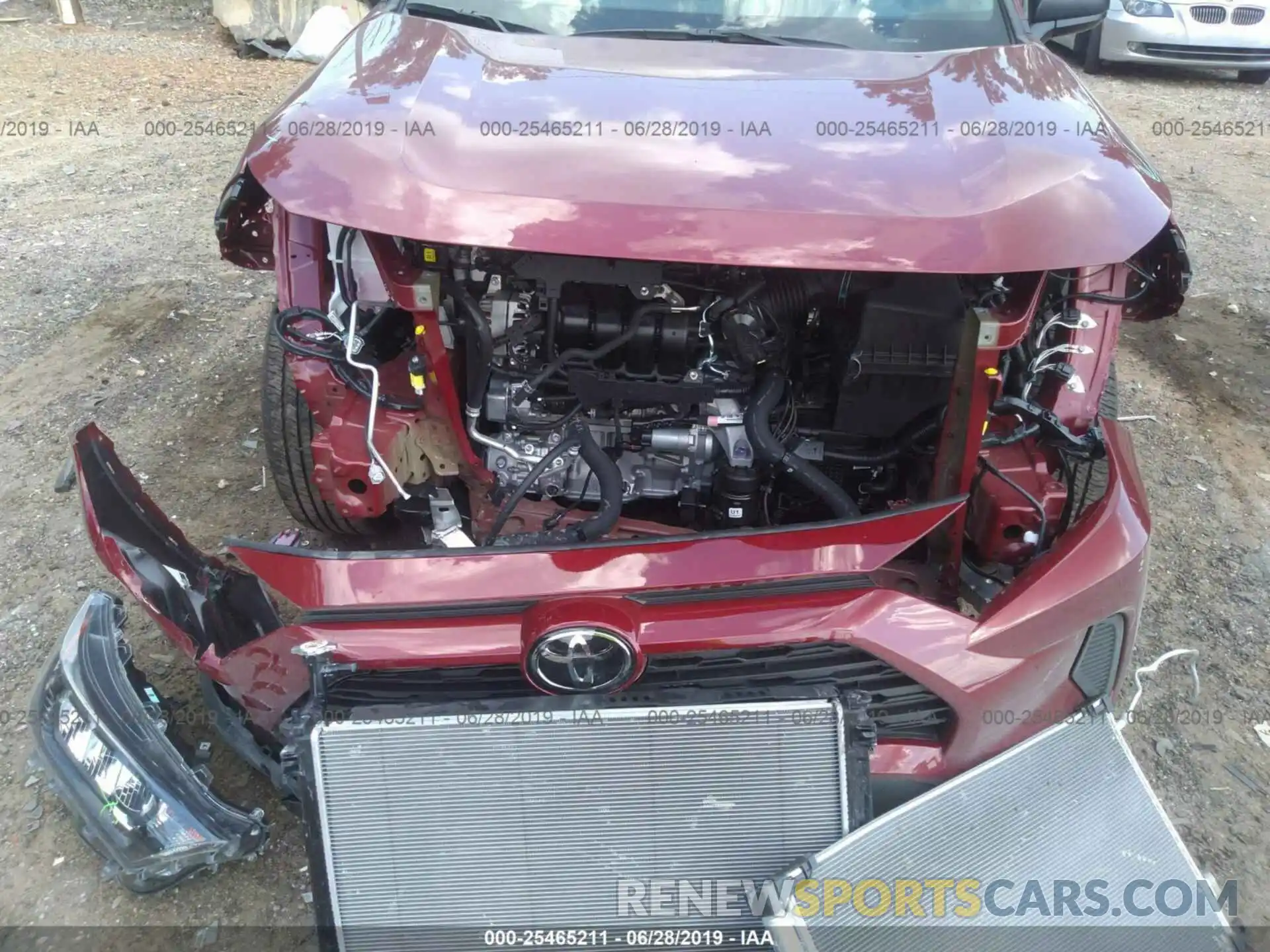 6 Photograph of a damaged car 2T3H1RFV8KC002764 TOYOTA RAV4 2019