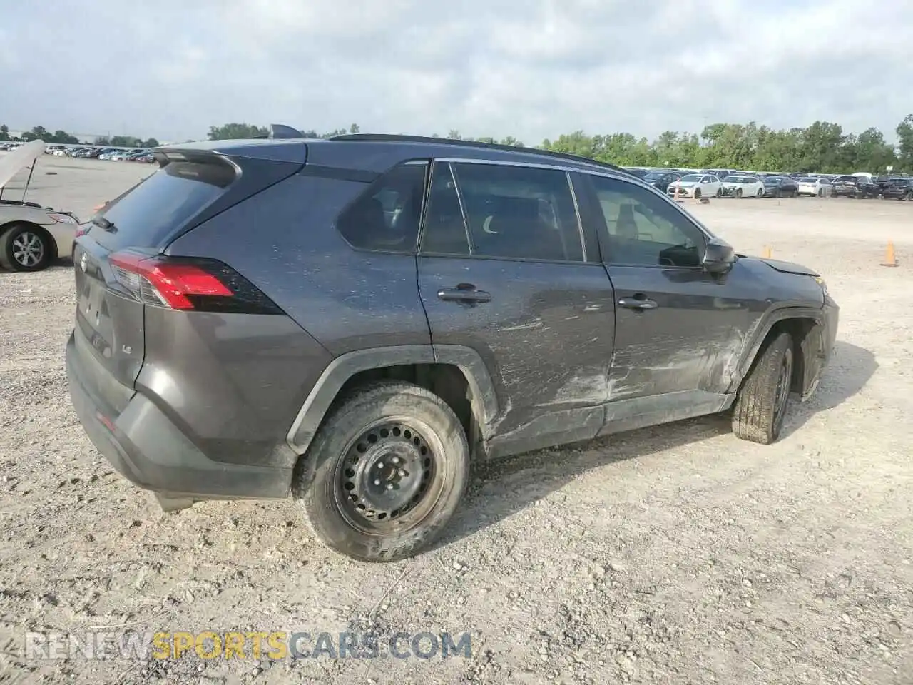3 Photograph of a damaged car 2T3H1RFV8KW038324 TOYOTA RAV4 2019
