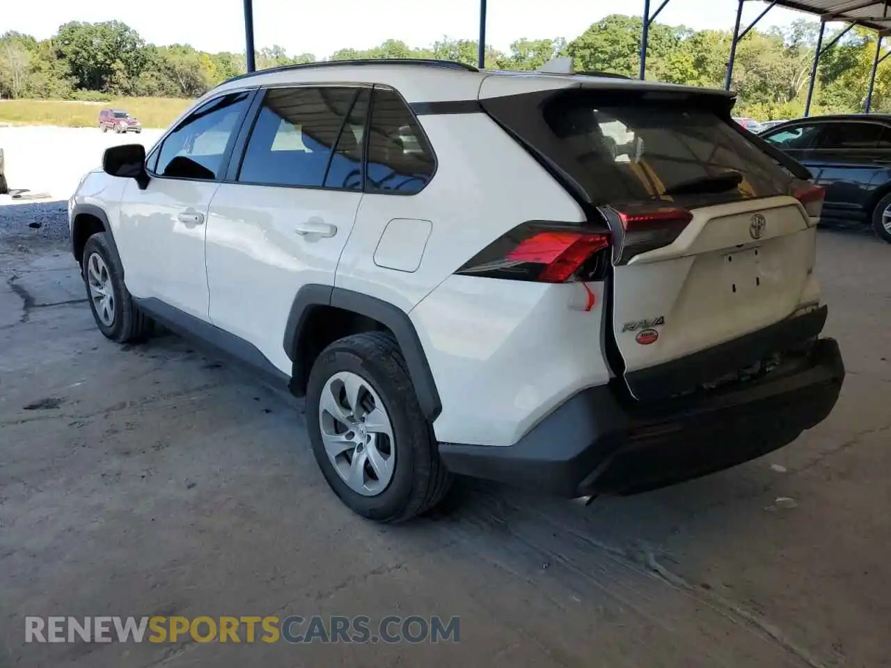 3 Photograph of a damaged car 2T3H1RFV9KW050403 TOYOTA RAV4 2019