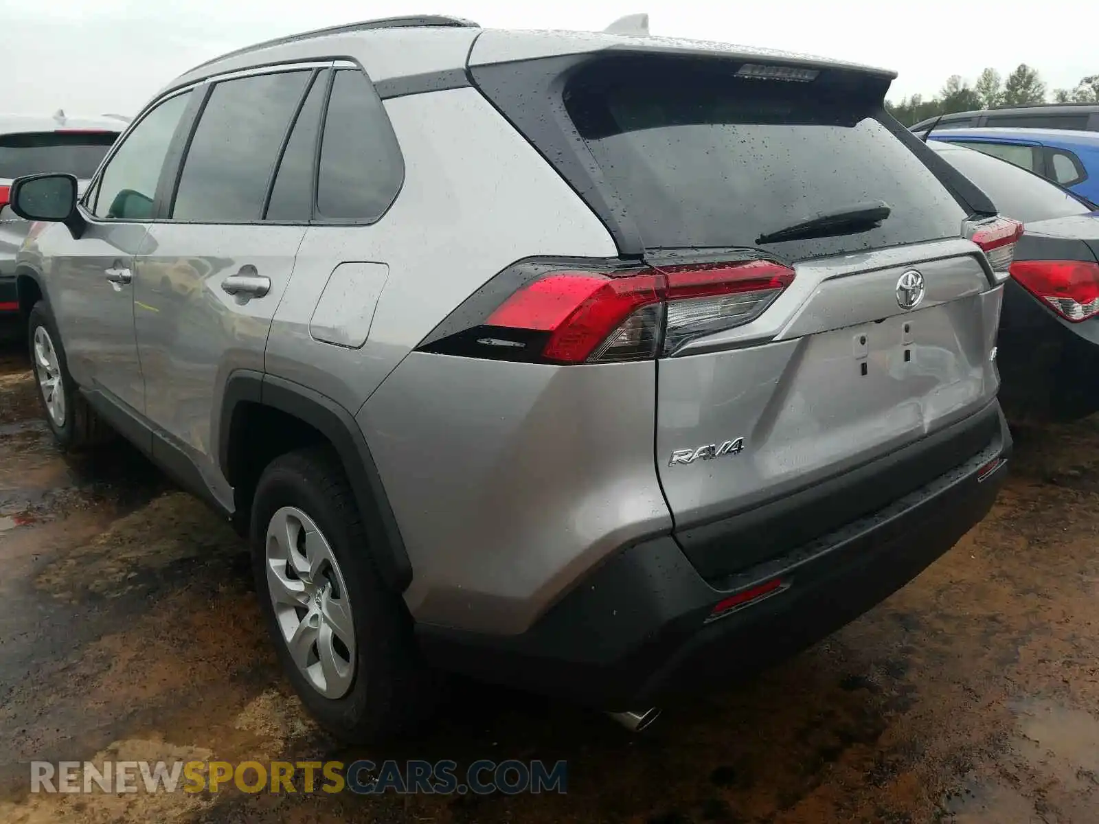 3 Photograph of a damaged car 2T3H1RFVXKC013684 TOYOTA RAV4 2019