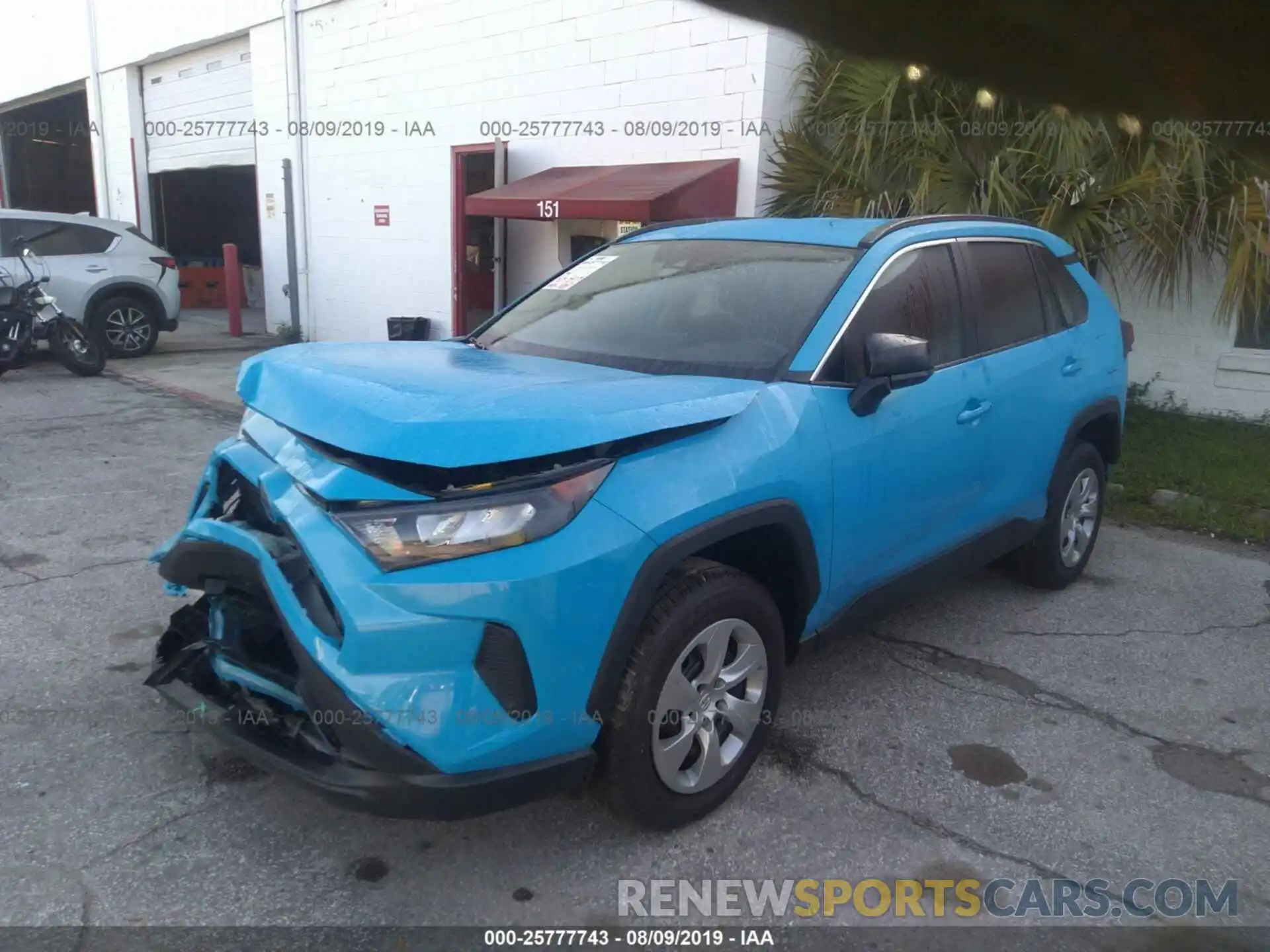 2 Photograph of a damaged car 2T3H1RFVXKW007771 TOYOTA RAV4 2019