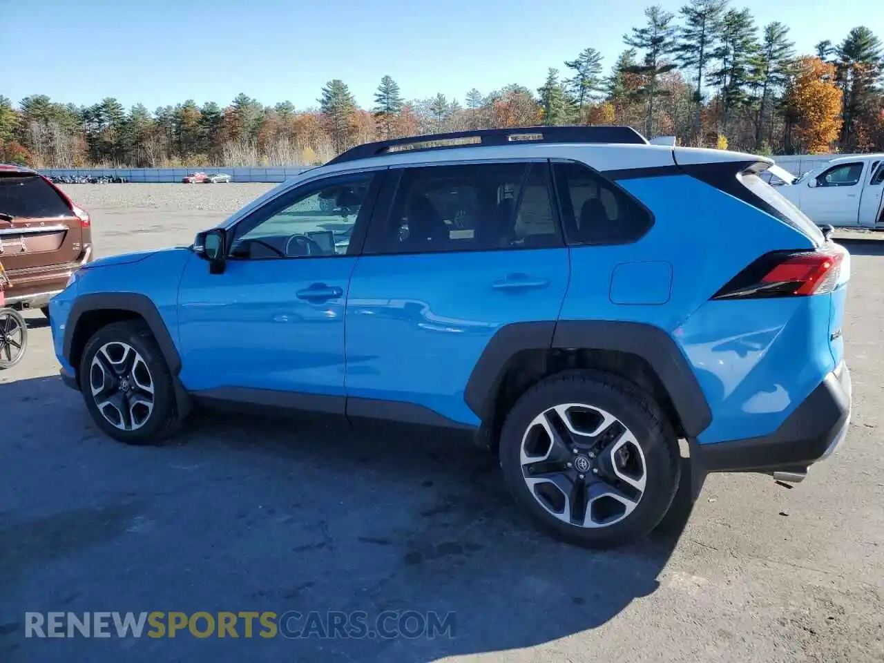 2 Photograph of a damaged car 2T3J1RFV0KC058487 TOYOTA RAV4 2019