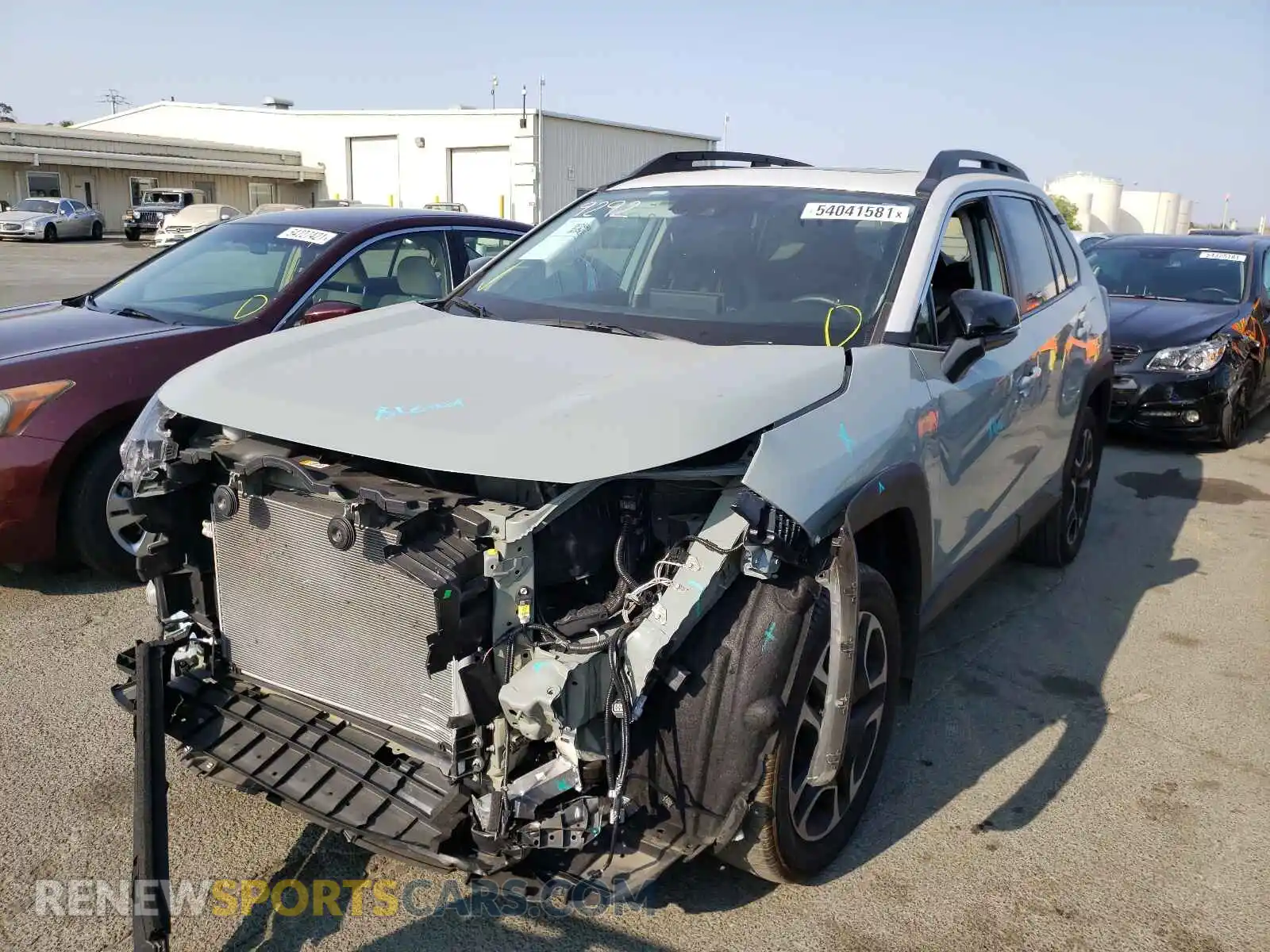 2 Photograph of a damaged car 2T3J1RFV0KW070671 TOYOTA RAV4 2019