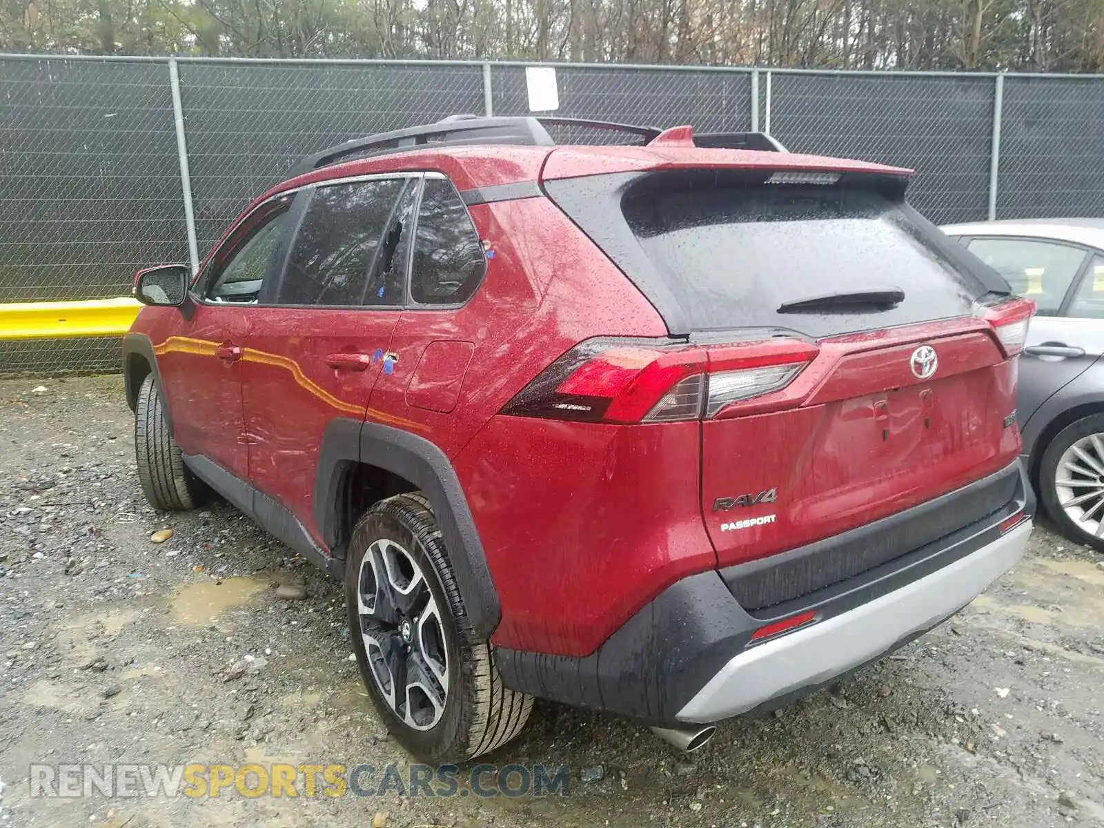3 Photograph of a damaged car 2T3J1RFV1KW034830 TOYOTA RAV4 2019