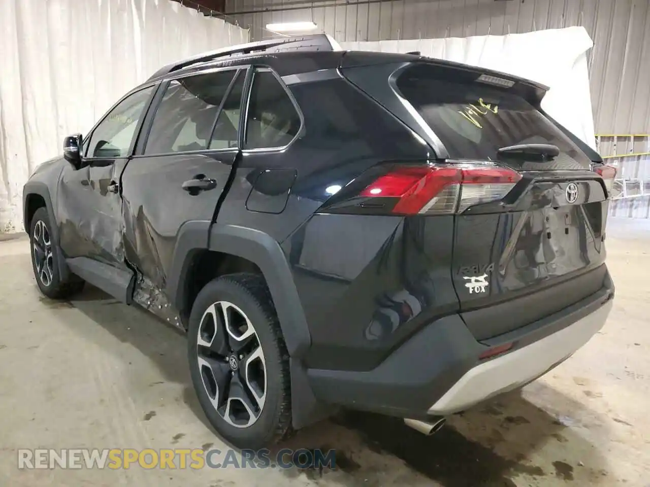 3 Photograph of a damaged car 2T3J1RFV2KW055069 TOYOTA RAV4 2019
