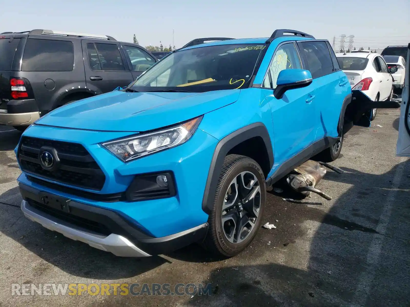 2 Photograph of a damaged car 2T3J1RFV7KW020737 TOYOTA RAV4 2019