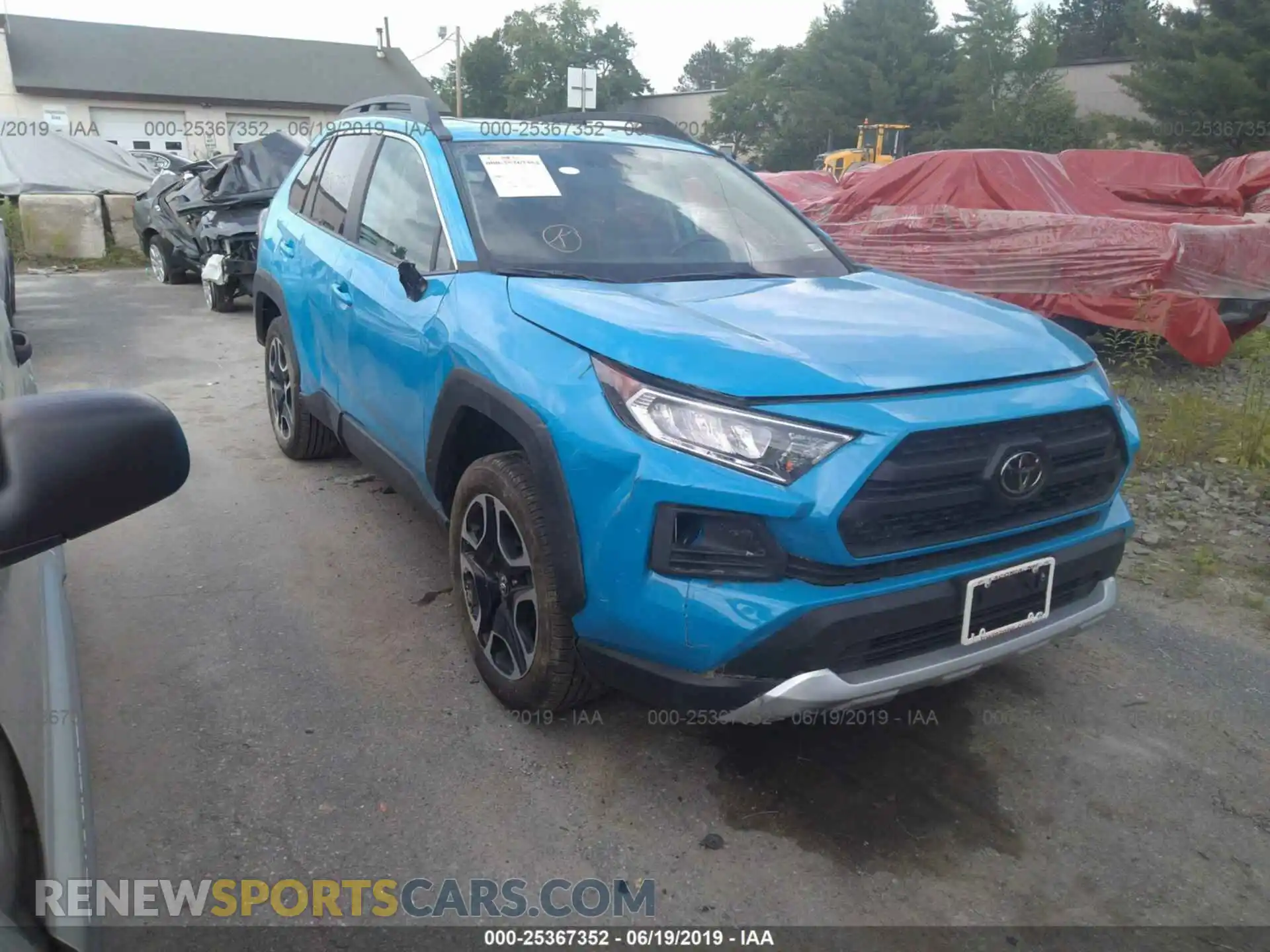 1 Photograph of a damaged car 2T3J1RFV9KW005995 TOYOTA RAV4 2019