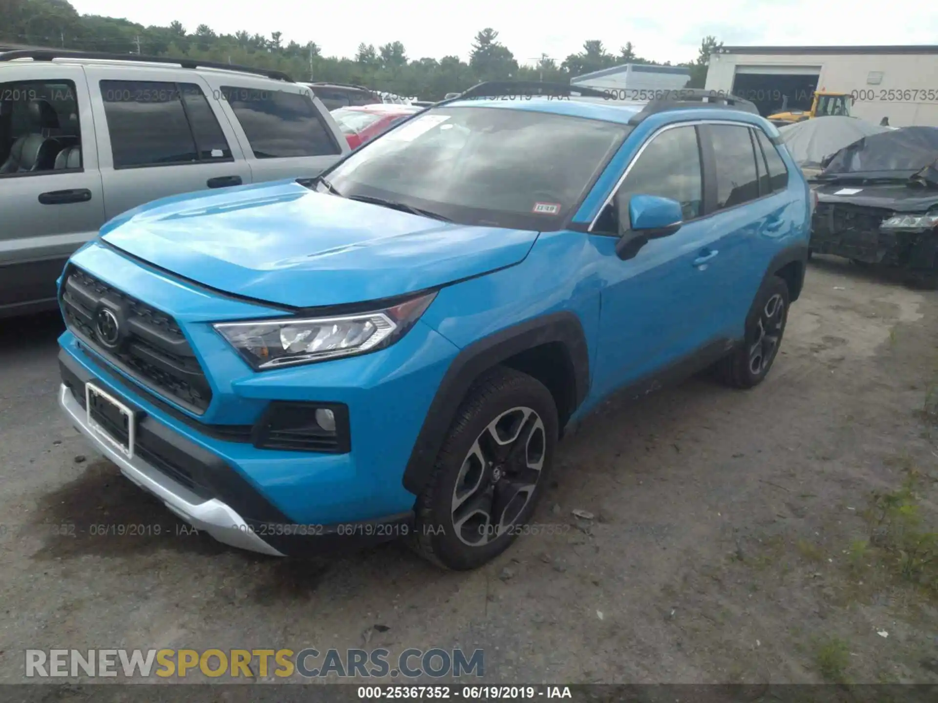 2 Photograph of a damaged car 2T3J1RFV9KW005995 TOYOTA RAV4 2019