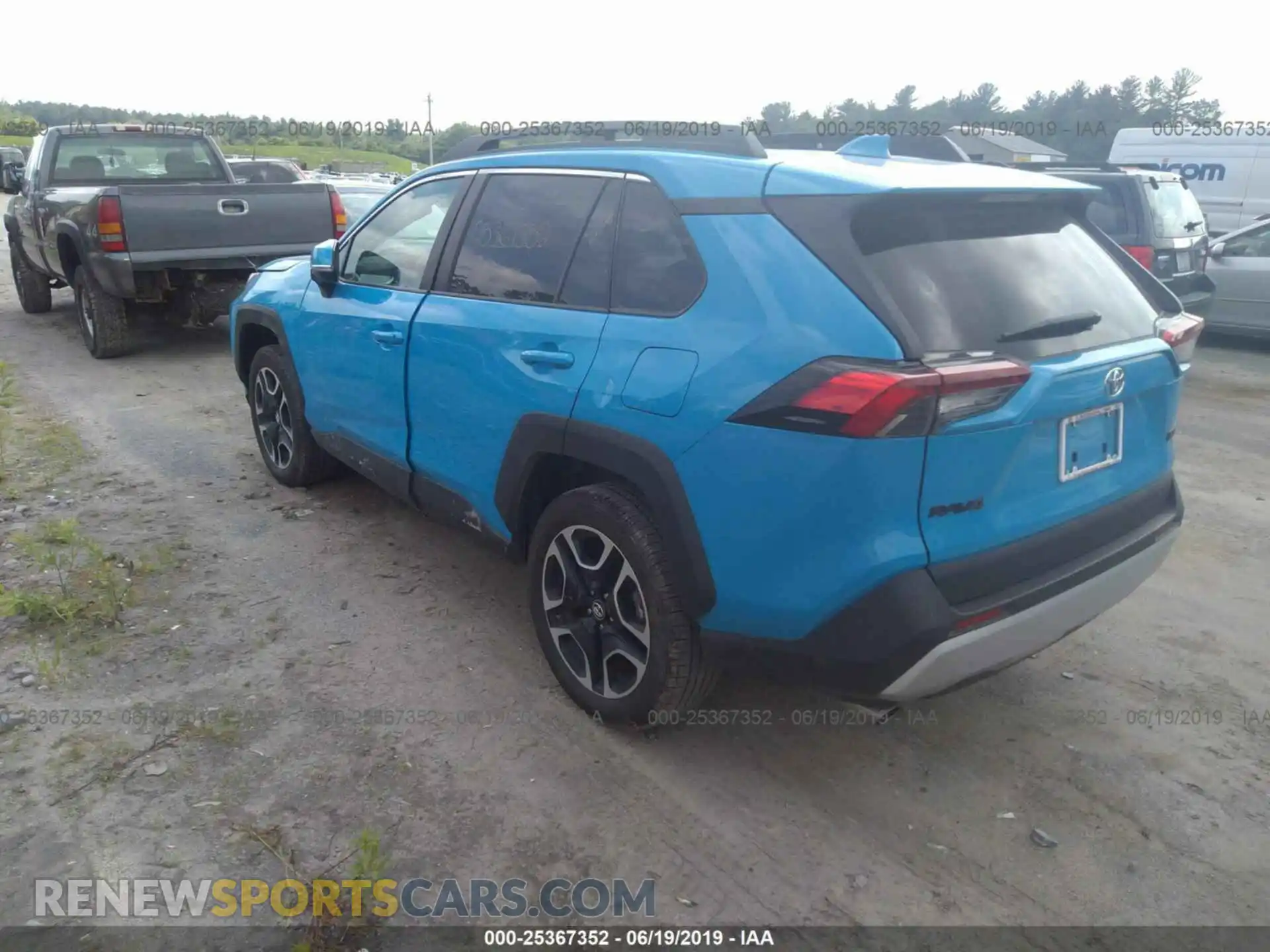 3 Photograph of a damaged car 2T3J1RFV9KW005995 TOYOTA RAV4 2019