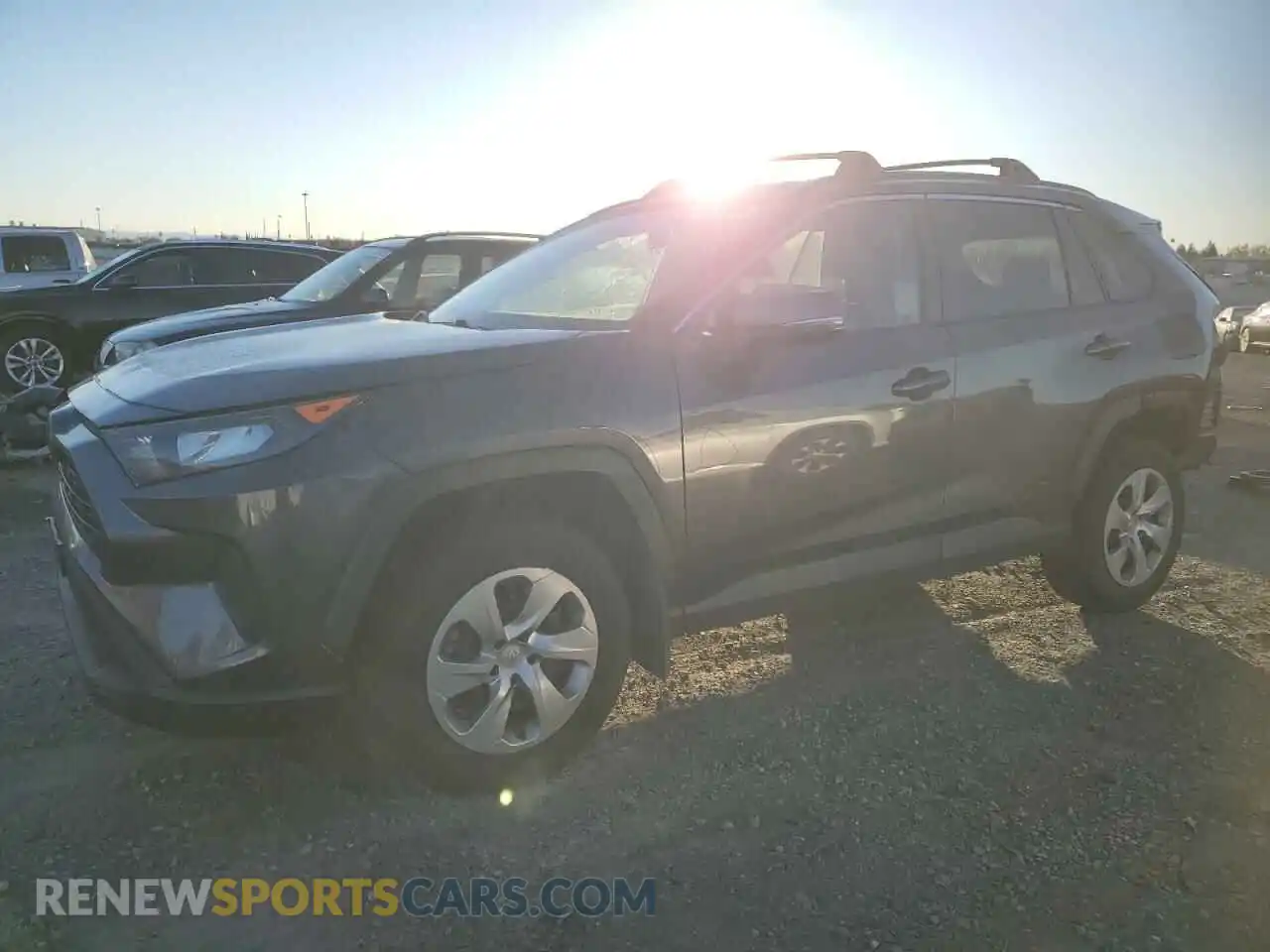 1 Photograph of a damaged car 2T3K1RFV2KW015871 TOYOTA RAV4 2019