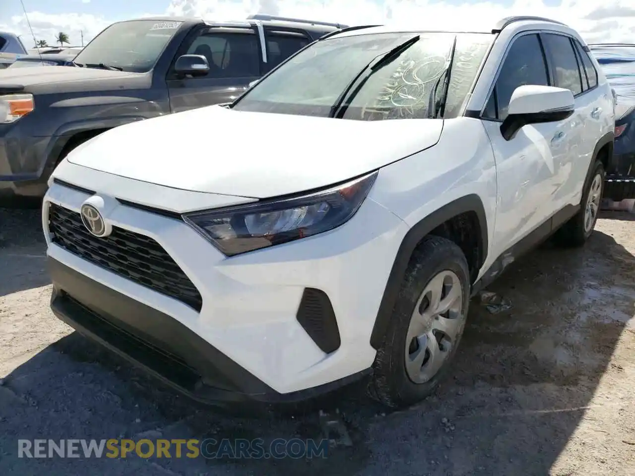 2 Photograph of a damaged car 2T3K1RFV3KW012896 TOYOTA RAV4 2019