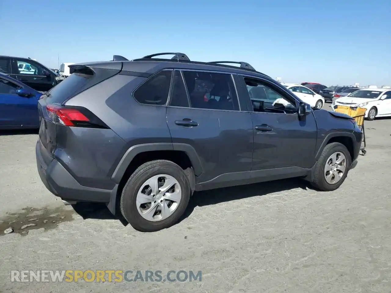 3 Photograph of a damaged car 2T3K1RFV6KW033354 TOYOTA RAV4 2019