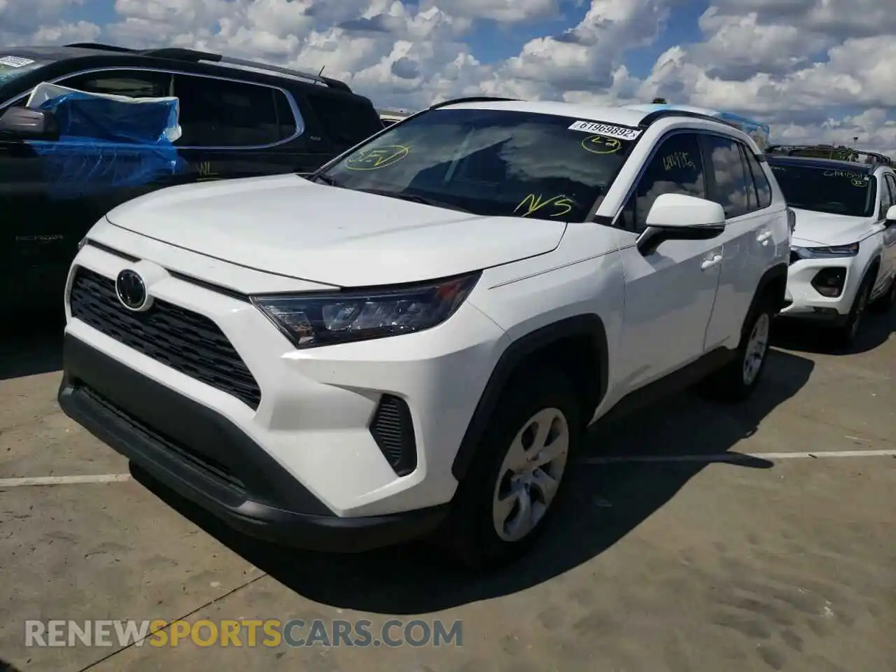 2 Фотография поврежденного автомобиля 2T3K1RFV6KW037632 TOYOTA RAV4 2019