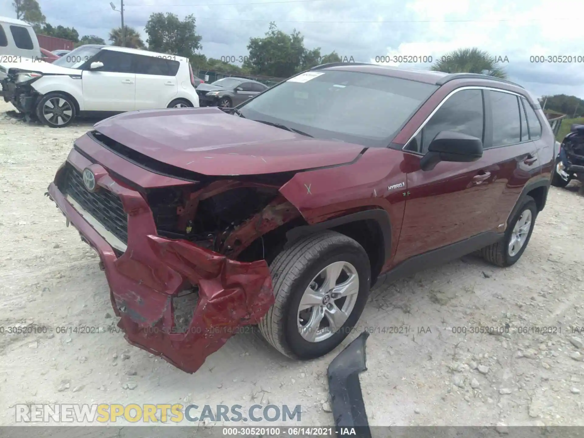 2 Photograph of a damaged car 2T3LWRFV0KW002199 TOYOTA RAV4 2019