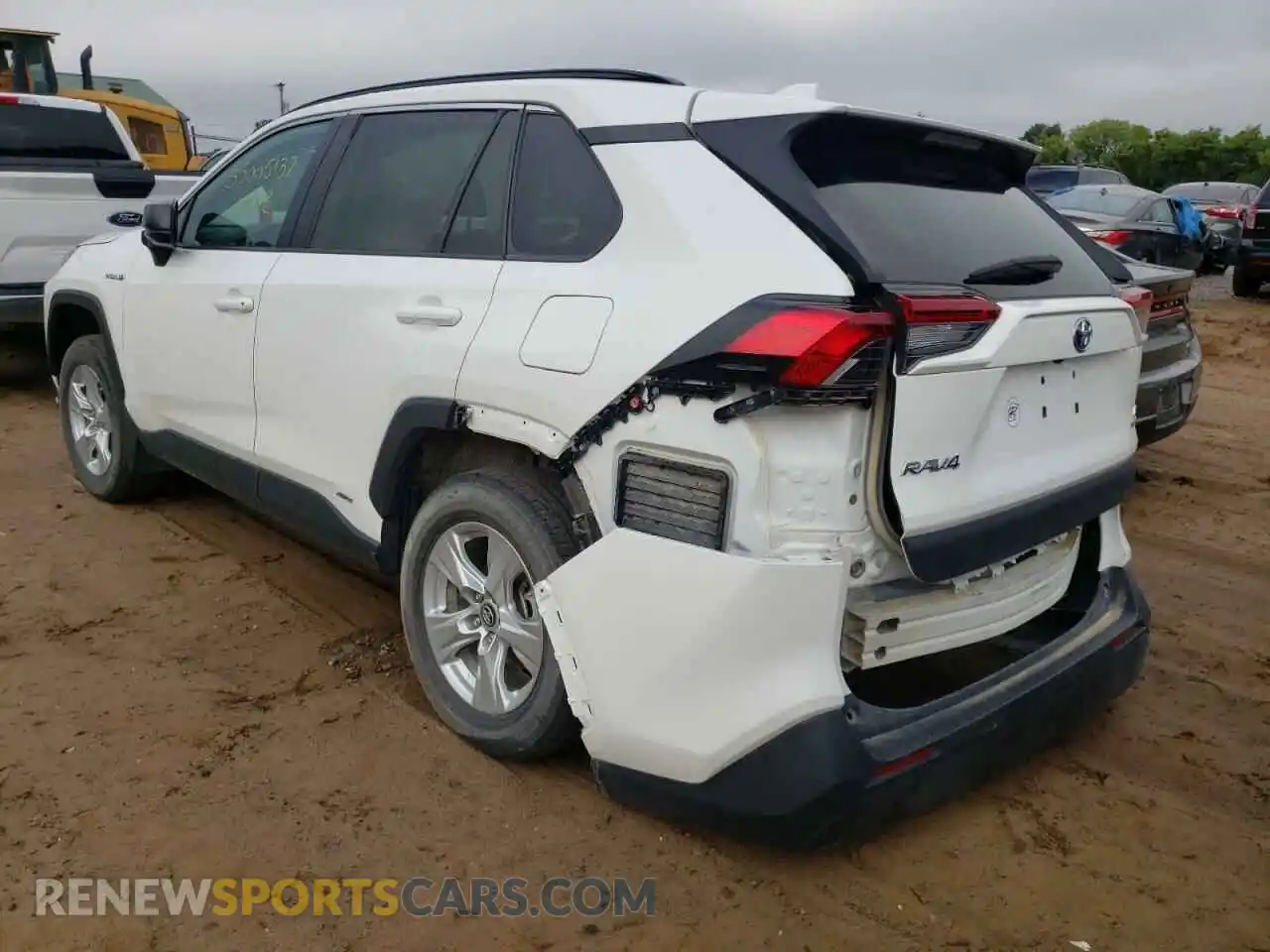 3 Photograph of a damaged car 2T3LWRFV6KW012199 TOYOTA RAV4 2019